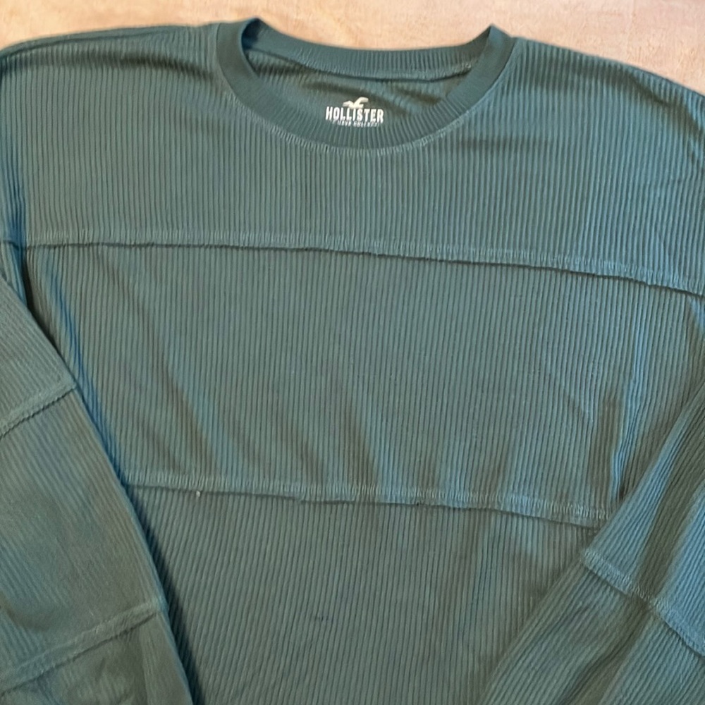 Hollister Crop Thermal
